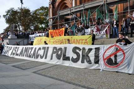 DRŽE SE SVOJIH "NAVIKA" Poljski divljaci najavili dolazak u Novi Pazar i - probleme: "To je muslimanski grad blizu otetog Kosova, mjesto kojeg se Srbi stide"