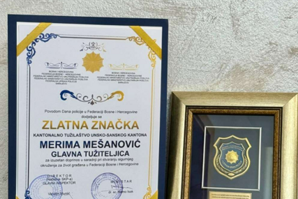 Glavnoj tužiteljici USK Merimi Mešanović uručena zlatna značka 