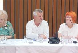 Penzioneri traže vanredno povećanje penzija prije tematske sjednice PFBiH
