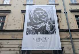 NUBBiH obilježava 30. godišnjicu genocida postavkom fotografije 'Majka Srebrenice' Almina Zrne