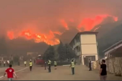 DRAMA U TURSKOJ Požari na više lokacija, poginulo najmanje 10 vatrogasaca i spasilaca (VIDEO)