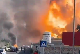 POPUT VULKANSKE ERUPCIJE! Pogledajte trenutak kada je u zrak otišla benzinska pumpa u Rimu (VIDEO)