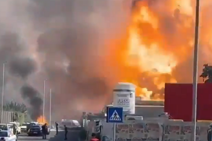POPUT VULKANSKE ERUPCIJE! Pogledajte trenutak kada je u zrak otišla benzinska pumpa u Rimu (VIDEO)