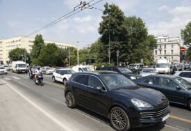 Iz BIHAMK-a javili gdje se očekuju gužve tokom dana, aktivno nekoliko klizišta