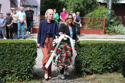 Obilježena 32. godišnjica masakra u ulici Hakije Turajlića na Dobrinji