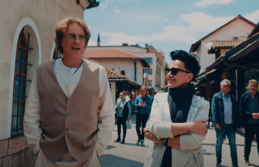 FOTO: PRINTSCREEN VIDEO TONCI HULJIC & MADRE BADESSA
