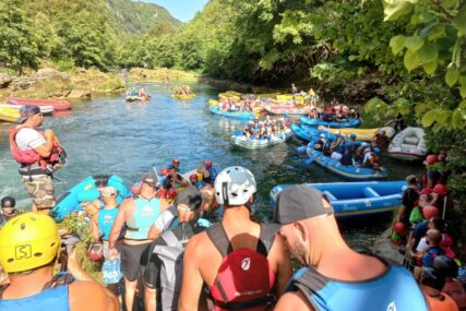 UNA REGATA Hiljadu veslača na putu od Štrbačkog buka do Bihaća