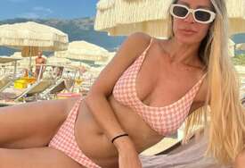 "ŠTA REĆI ZA OVO?" Vesna Đogani objavila fotke sa plaže