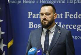 Čavalić pred svima: Sramota šta dozvoljavamo! Dok god me služi glas, borit ću se protiv ovoga...
