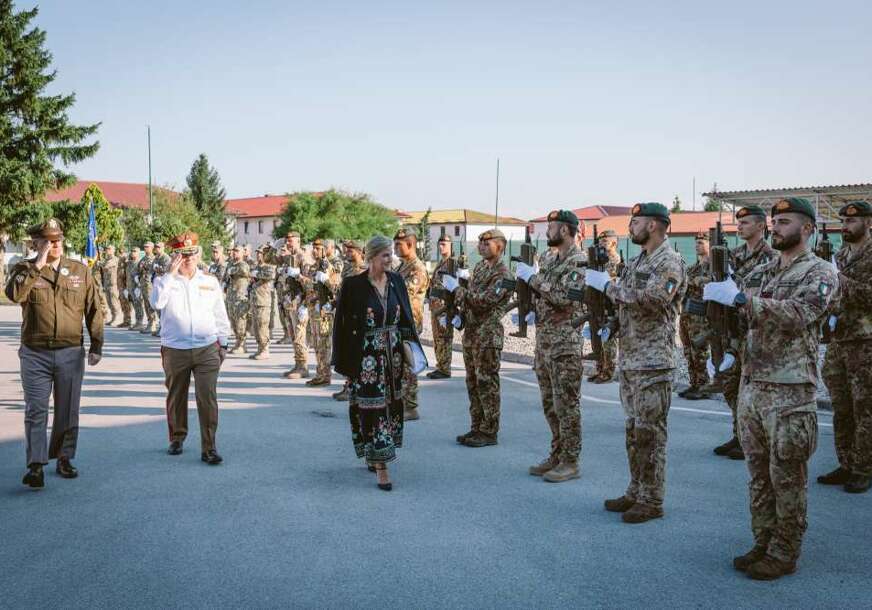 FOTO: EUFOR