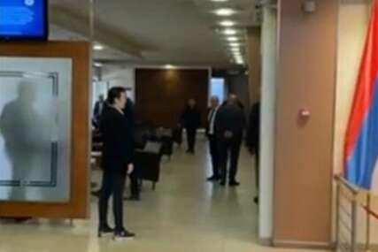 Vukanović izbačen iz sale Skupštine nakon što je Dodik pomenuo Crnatkovu pokojnu suprugu