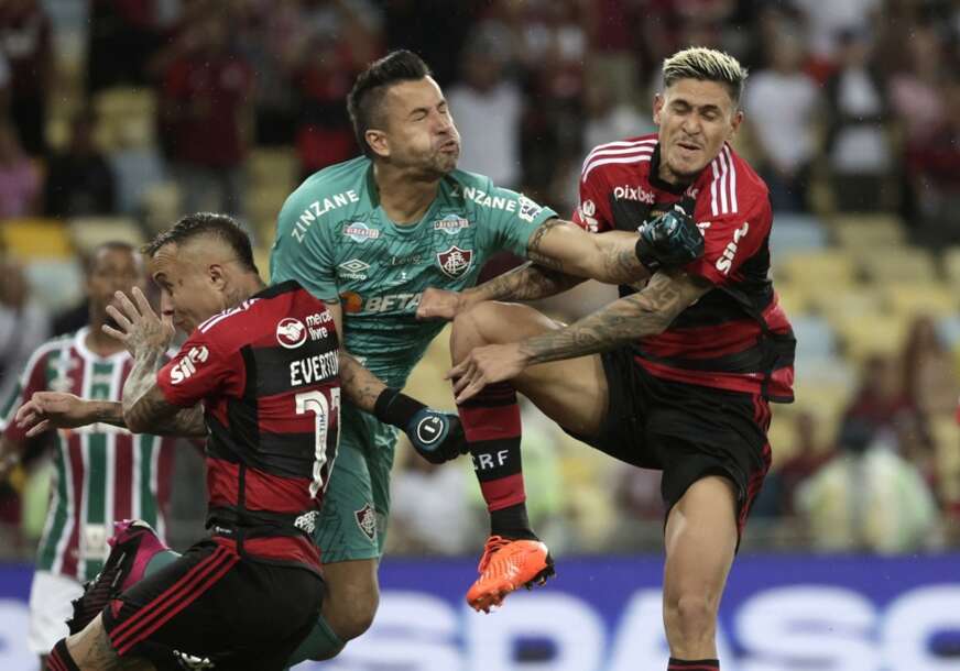 FOTO: EPA/ ANTONIO LACERDA