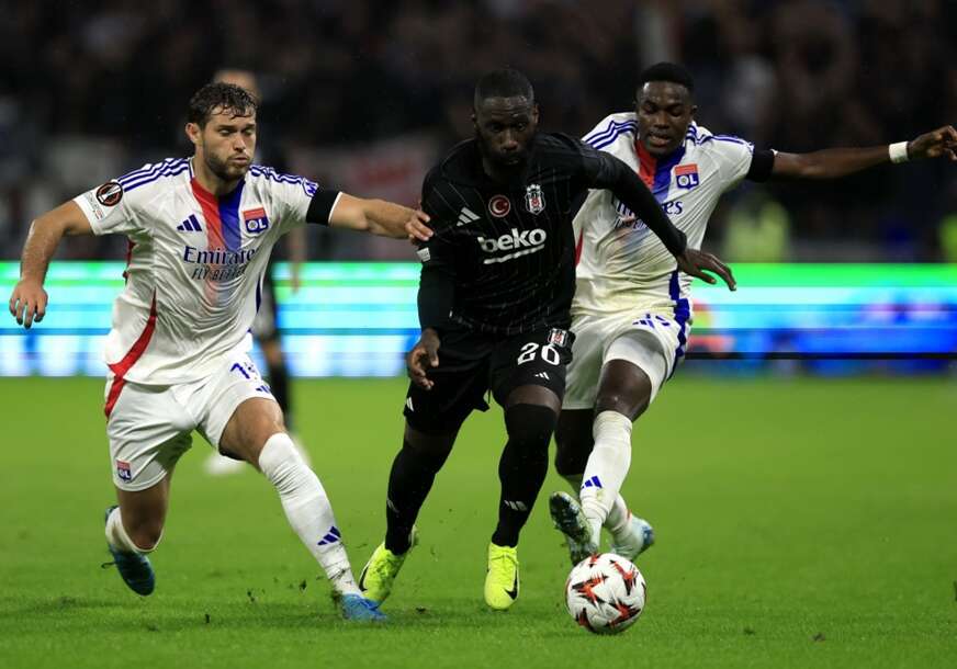 FOTO: EPA/GUILLAUME HORCAJUELO
