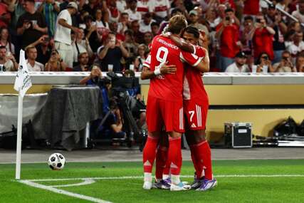Kane i Díaz srušili Stuttgart, novi trofej za Bavarce