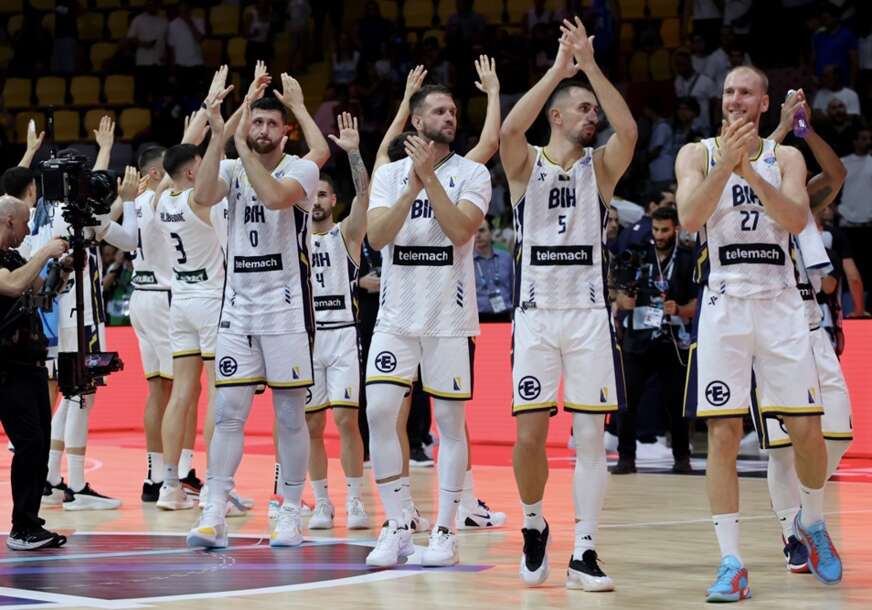 FOTO: EPA/ GEORGI LICOVSKI