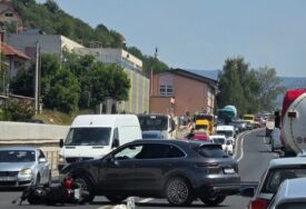 Saobraćajna nesreća u Boljakovom potoku, povrijeđena jedna osoba