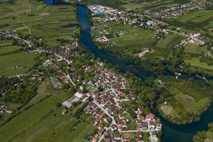 Poziv nelegalnim graditeljima da sami uklone objekte na obalama Une i Sane