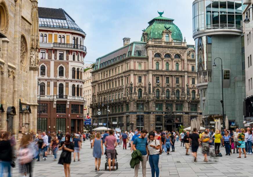 FOTO: GRAD BEČ