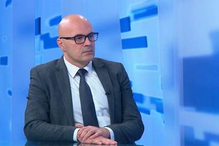 SKANDALOZNO Savjetnik Gordana Grlića Radmana priziva "Herceg-Bosnu", ali ovo je "zaboravio" spomenuti...