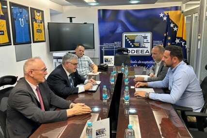 Delegacija OHR-a posjetila IDDEEA BiH: Razgovarali o pripremama i tehničkim uslovima za Opšte izbore 2026.
