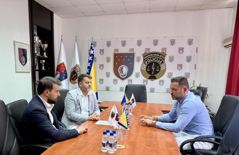 FOTO: VLADA KS