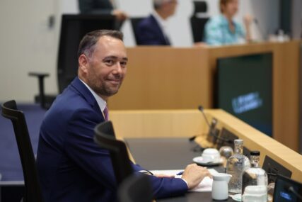 Belgijski ministar svjedočio izraelskim udarima na Liban: "Projektili su padali nedaleko od nas, ovo mora prestati"