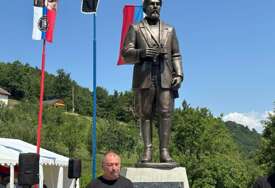 ŠOK I NEVJERICA U CRNOJ GORI Otkriven spomenik četničkom komandantu Pavlu Đurišiću