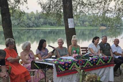 VIZIJA SUŽIVOTA I MIRA Pjesnici iz regiji na obali rijeke Save razgovarali o granicama