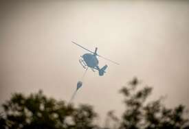 I dalje kritično: Sutra dolazi helikopter iz Češke koji će pomagati u gašenju požara