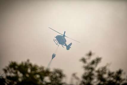 I dalje kritično: Sutra dolazi helikopter iz Češke koji će pomagati u gašenju požara