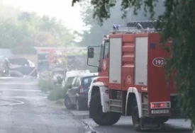 Dramatična noć u Osijeku: Ugašen veliki požar, vatrogasci dežurali do jutra