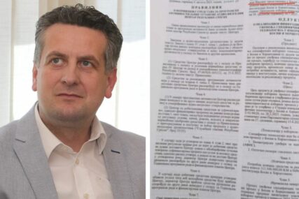 Vuković podsjetio na posljednji broj Službenog glasnika RS-a: Tu je dokaz da Dodik provodi sve Schmidtove odluke