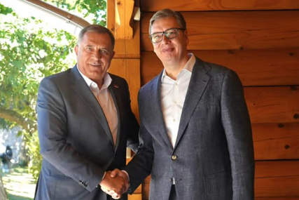 Vučić se sastao sa Dodikom, ovo su teme o kojima je bilo riječi