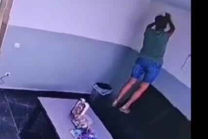 (VIDEO) Žena u Gradačcu iz ordinacije ukrala kutiju za humanitarnu pomoć