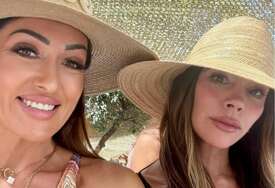 Hana Hadžiavdagić pohvalila se fotkom s Victorijom Beckham, partijale u Cannesu