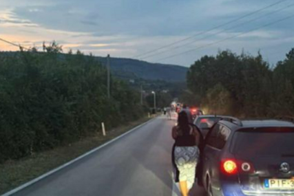 (VIDEO) Teška nesreća između Mostara i Stoca: Vatrogasci izvlačili osobu iz smrskanog automobila