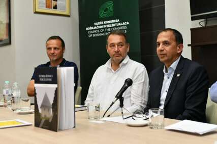 Predstavljena knjiga "Istorija Bosne i Hercegovine" autora Irfana Mirze