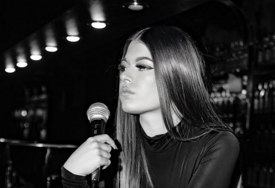 Lu Dedić u 2 mjeseca ostala je bez bake Gabi i oca Matije: Dirljivom fotografijom se oprostila od njih