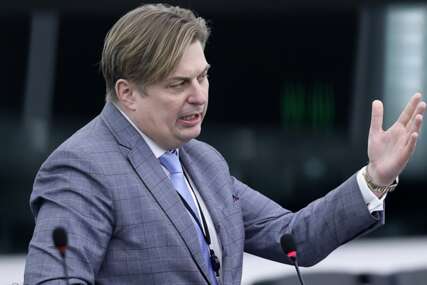 Njemački desničar brani Dodika: "Bosna ima pravo na samoupravu"