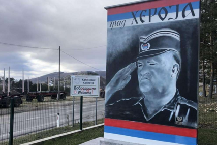 Udruženja žrtava i svjedoka genocida traži uklanjanje murala ratnog zločinca Ratka Mladića