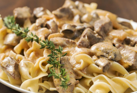 Pileći stroganoff: Gotov za pola sata, a sadrži manje od 400 kalorija