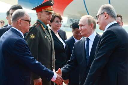 Putin i Modi u Kini: Samit u znaku trgovinskih tenzija sa SAD-om