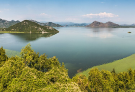 Koje je najveće jezero na Balkanu? Ima čak 50 otoka i jedan je od najimpresivnijih ptičjih rezervata u Europi