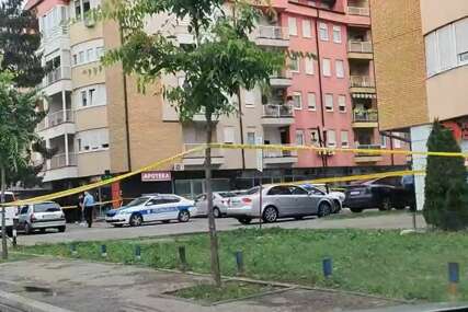 (VIDEO) Drama u Banjaluci: Napadnuti policajci, više uhapšenih, čuo se i pucanj