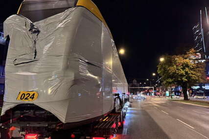 Ministar Šteta: U Sarajevo stigao još jedan novi tramvaj