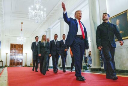 Trump stiže na sprovod Charlieja Kirka, tajna služba je na ivici snaga