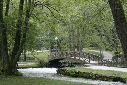 Područja Vrela Bosne i Bijambara u ovoj godini posjetilo više od 230.000 turista