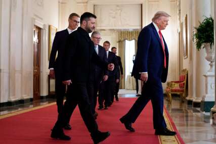 Trump postavio kartu u Bijeloj kući i poslao jasnu poruku Zelenskom