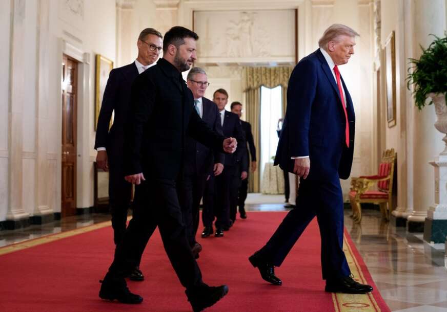 FOTO: EPA/AARON SCHWARTZ / POOL