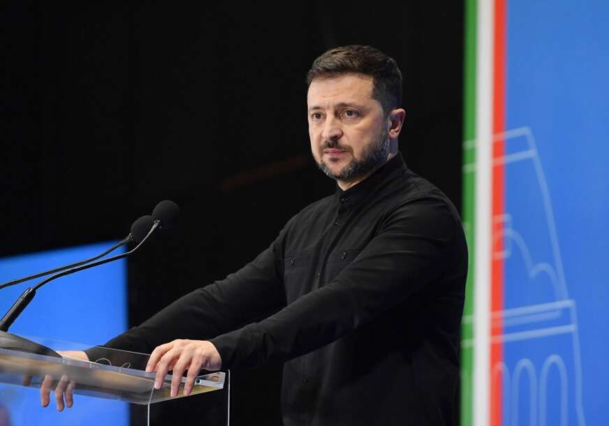 FOTO: EPA/FABIO CIMAGLIA